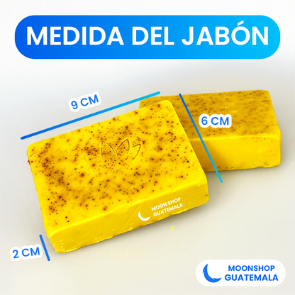 Jabón de cúrcuma con aceite esencial de árbol de té para piel suave y radiante
